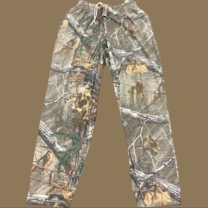 Camo pants size X-LARGE